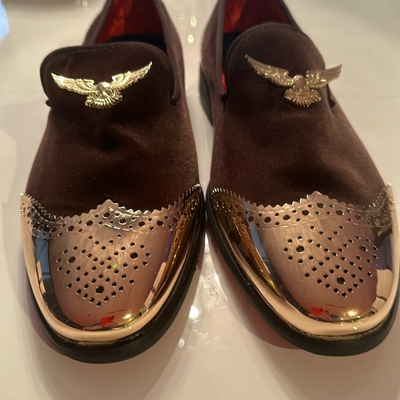 Evening men’s shoes in European size 44. Burgundy and gold (I’m color blind?) - Picture 1 of 5